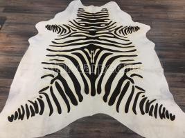Черно-белый ковер зебра